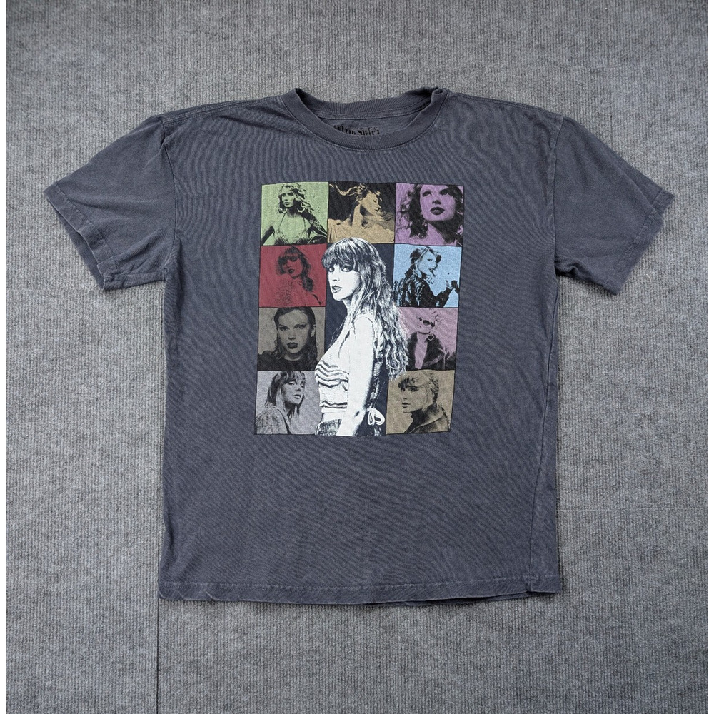 Taylor Swift Eras Tour Shirt Womens Small 2023-2024 Concert Merch Tee Music